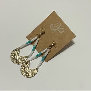 Plunder Design jewelry - mystery earrings